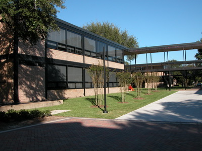 St. Thomas University, Houston, Philip Johnson Architect